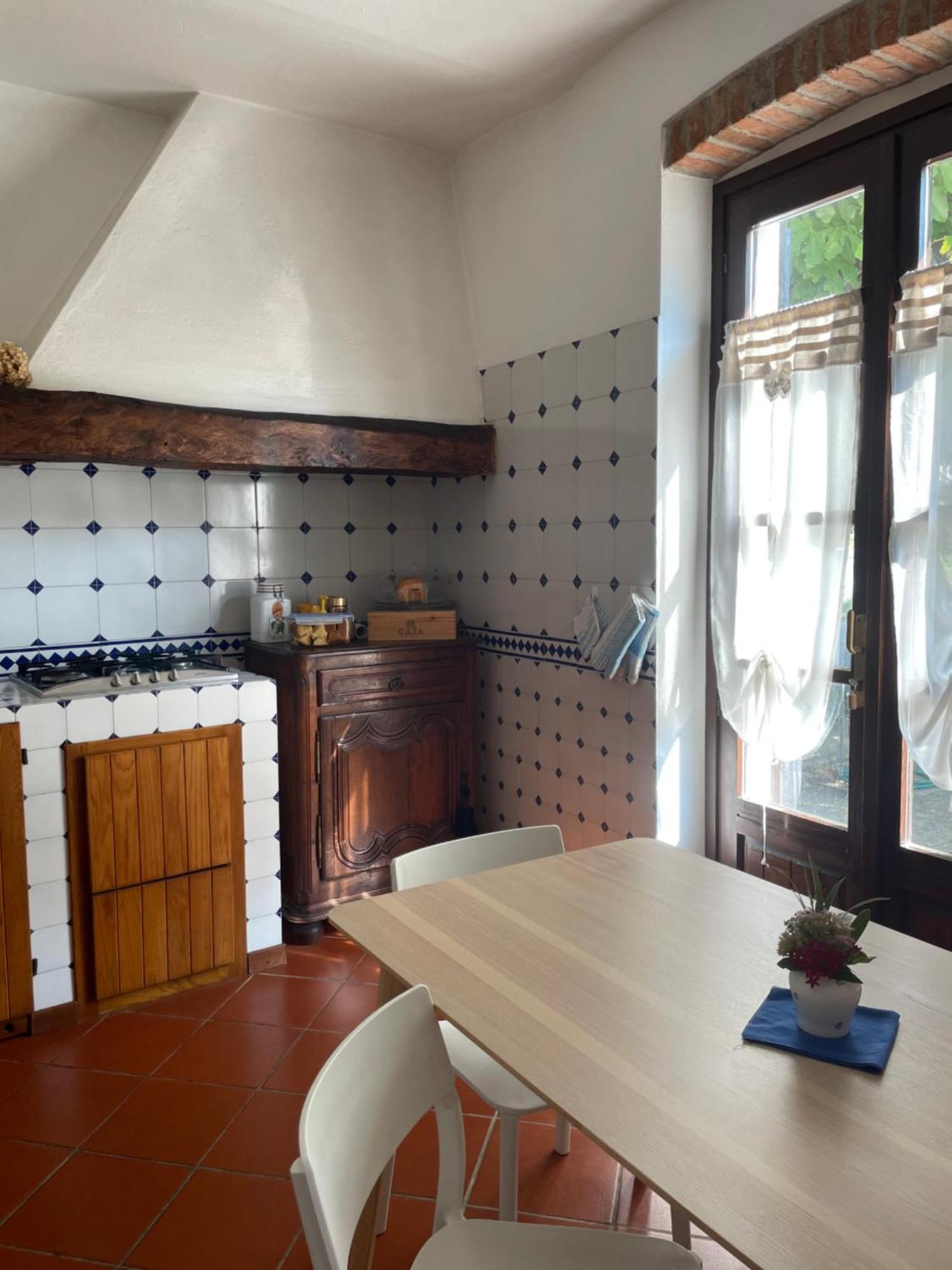 Brisile Casavacanze Barbaresco Buitenkant foto
